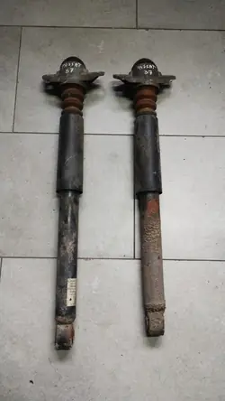 VW PASSAT B7 SEDAN KIT AMMORTIZZATORI POSTERIORI