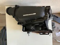 Luftfiltergehäuse OEM A2700900601 für Mercedes