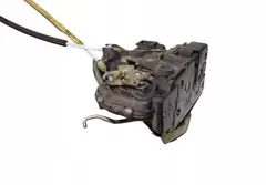 Serrure de porte arrière gauche AUDI A6 AVANT 4B0839015B