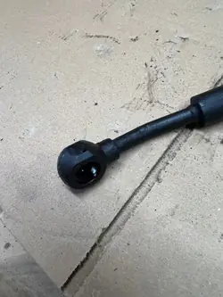 Flexible de direction OEM PRZEWÓD WSPOMAGANIA VW Polo III