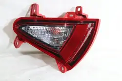 OEM UZ18023 Bakre dimljus för Kia Sportage V
