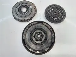 Opel Corsa D 1.6 Kaksimassavälykki 55575959