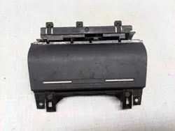 Tuhkakuppi Audi A4 OEM 8E0857951F 2.5L Dieselille