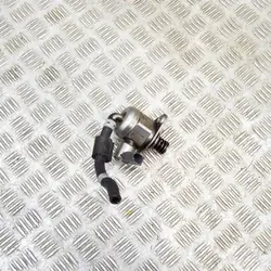 Polttoainesyöttö VW TOURAN 1.4L bensiini 2016 04E127025B