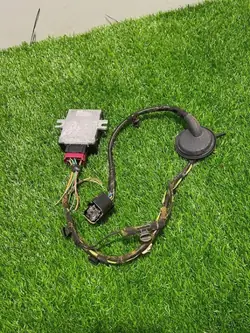 BMW OE 5A0EEC9 Polttoainepumpun ohjausyksikkö