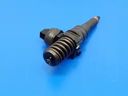 VW Passat B5 1.9TDi 8V 130KM AWX Pumppu OEM 038130073AR