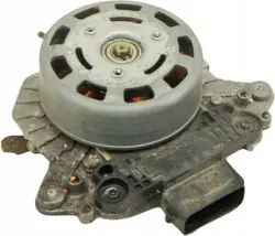 SS398 16363-47060 Jäähdytinpuhallinmoottori Toyota Corollalle