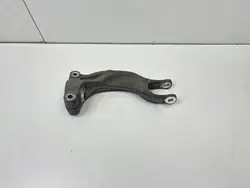Rechter Schokdemperbevestiging OEM 8W0413038 Audi A4 A5 B9