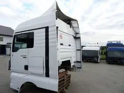 MAN OE Spoilerverkleidungen für TGX Euro 6 2017 Weiß XLX