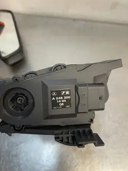 Gasreglage OEM A2463001404 för Mercedes A-klass W176