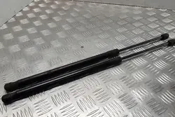 Vasen tavaratilan toimilaite VW TOUAREG 7L6823359B