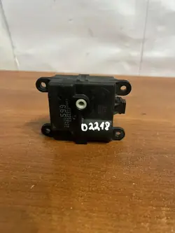 Renault OE Fläktmotor OEM A24843A8400001 - Begagnad