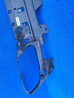 Support de pare-chocs arrière OEM QUA11836 pour BMW 8