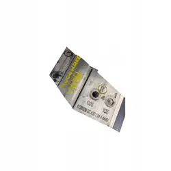 A32 SUPPORT DE MONTAGE 8738928-02