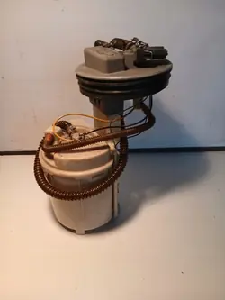 Pompe à carburant Skoda Felicia 1.3 MPI