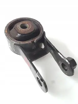 Motorsteun Toyota Yaris 2016 1236323010