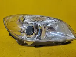 SKODA FABIA II LIFT Farol Direito 5J1941016D