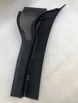 Brazo limpiaparabrisas delantero SEAT LEON 5FB819404