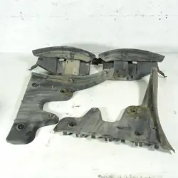 AUDI A6 C6 BERLINE Glissières de Pare-chocs Arrière 4F5807454
