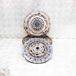 Kit de embreagem Audi Q3 2.0L 2012 OEM 03L141031P