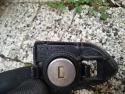DS7A F21991 Ford Verrou Porte Conducteur