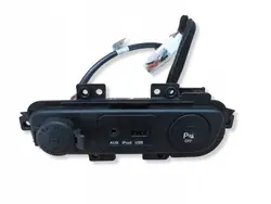 Tomada AUX USB Kia Sportage III OEM PRY3599
