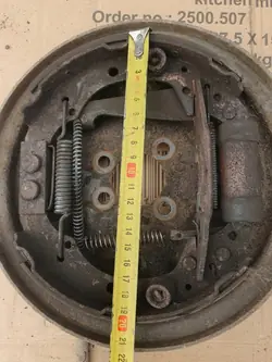 Plaque d'ancrage OEM frein arrière VW Golf III