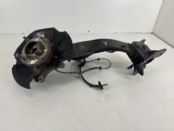 Moyeu roue arrière gauche Ford Ecosport GN155A971B2D