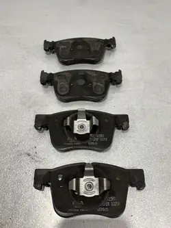 Plaquettes de frein avant OEM FBZ18867 pour Peugeot 5008