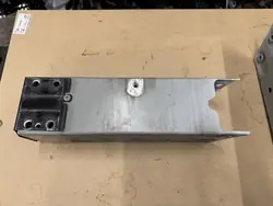 Suporte zona deformável esquerda Tesla Model Y OEM LEWA 06.03.26