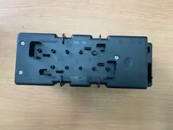 Mercedes centrale vergrendelpomp OEM 2208000748 voor W220