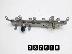 2009 VW Golf VI Fuel Rail 1800tfsi 06j133317g