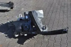 OEM 423049 Fram Vänster Kvartsbalk för Citroen C4 X