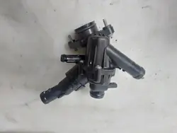 W177 A220 19r Carcasa de Termostato A2602002600