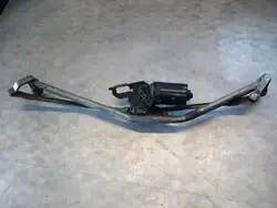 Etupyyhkijän mekanismi VW T4