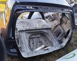 MERCEDES W246 Rear Bumper Tray