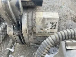 Käytetty siirtolaatikko OEM 7818177842 Volvo XC60/XC90:lle