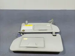 Mitsubishi OE Solskydd OEM 7620A636 Begagnad