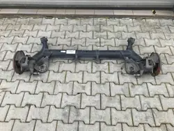 OEM H1BC-CE takajousipalkki Ford Fiesta MK8:lle