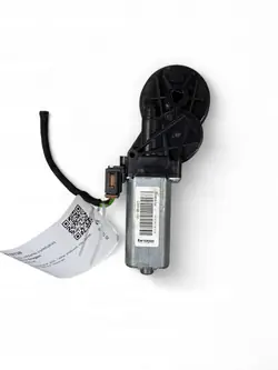 Volvo XC90 Sätmotor OEM C10275103 - Begagnad
