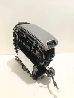 Toyota Käsinoja OEM 58811YY010 - Käytetty