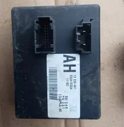 Módulo de reboque Opel Insignia A 13329461 AH