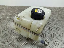 2020 SsangYong Musso Depósito de refrigerante