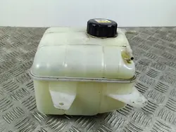 2020 SsangYong Musso Kylvätskereservoir