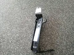 Suporte para para-lama direito OEM 68356974AA Alfa Romeo