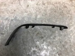 Spoiler de para-choque dianteiro direito Mercedes W205 AMG