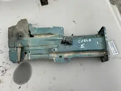 OPEL CORSA E Höger Sidoliständkapsel - OEM Del