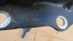 LL5M VW T5 Charnières de Capot - État Utilisé
