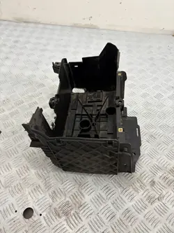 Couvercle de batterie OEM 244287528R Renault Trafic III