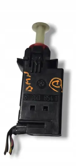 Bromsljuskontakt BMW 5 E39 61318360854